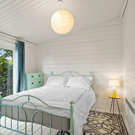 The Cabin, * Furbo